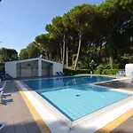 Villaggio Paradiso بيبيوني