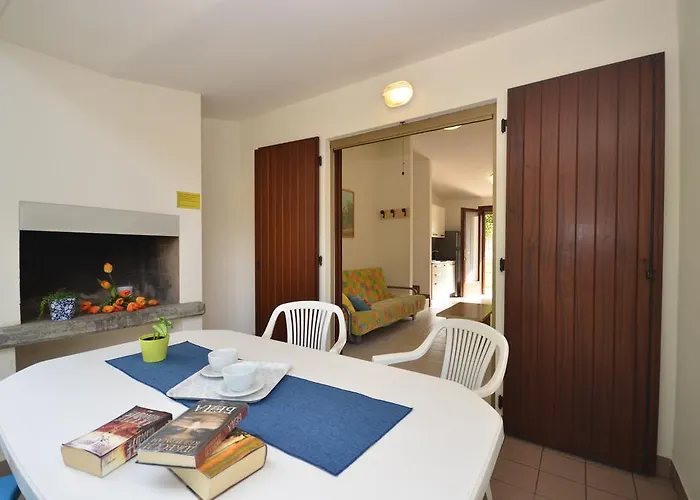 Villaggio Paradiso بيبيوني